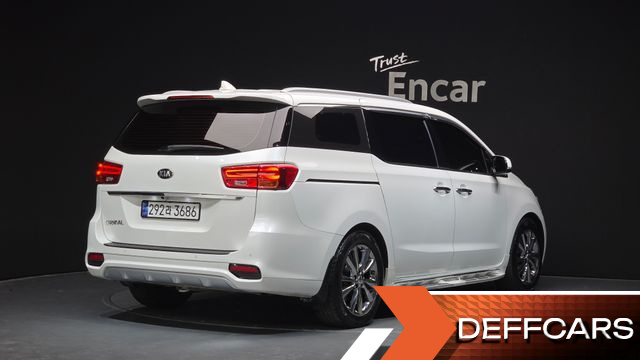 Kia CARNIVAL 9-Seater Noblesse Special купить на сайте DeffCars