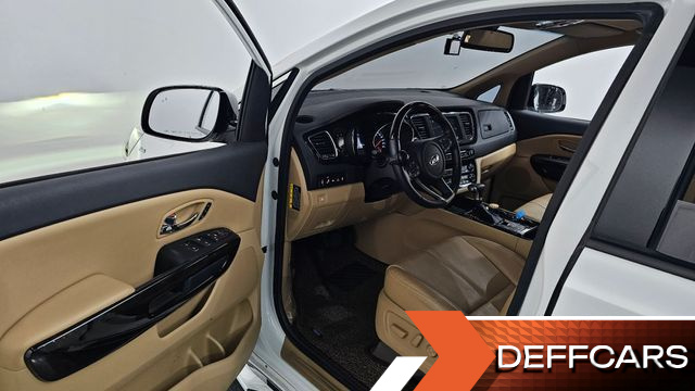 Kia CARNIVAL 9-Seater Noblesse Special купить на сайте DeffCars