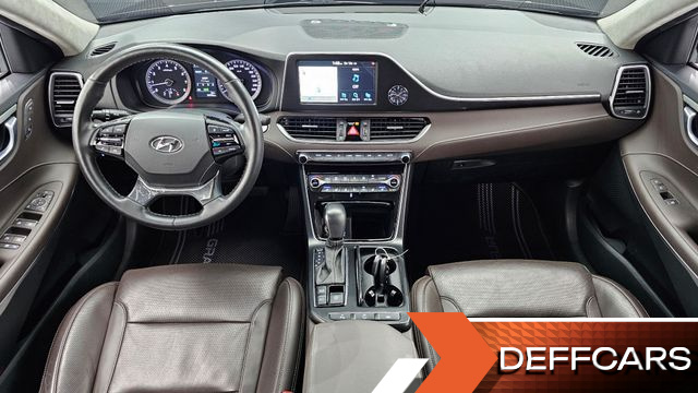Hyundai GRANDEUR 2.4 Exclusive Special купить на сайте DeffCars