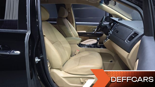 Kia CARNIVAL 9-Seater Hi-Limousine Prestige купить на сайте DeffCars