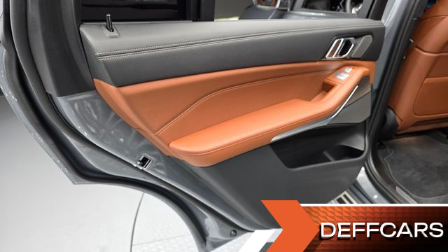 BMW X7 xDrive 40i Design Pure Excellence 7-Seater купить на сайте DeffCars