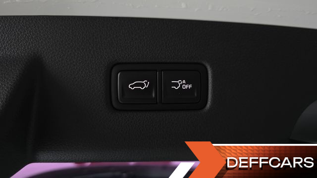 Kia CARNIVAL 9-Seater Signature купить на сайте DeffCars
