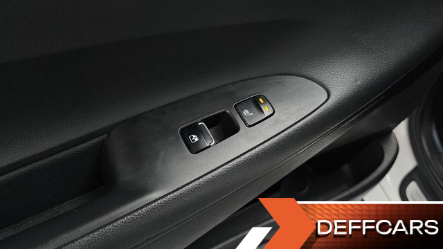 Hyundai GRANDEUR 2.5 Premium купить на сайте DeffCars