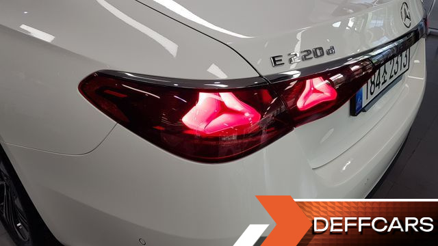 Mercedes E-CLASS E220d 4MATIC Exclusive купить на сайте DeffCars