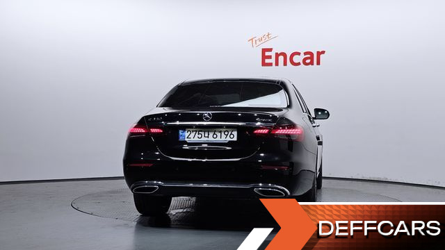Mercedes E-CLASS E350 4MATIC Exclusive купить на сайте DeffCars