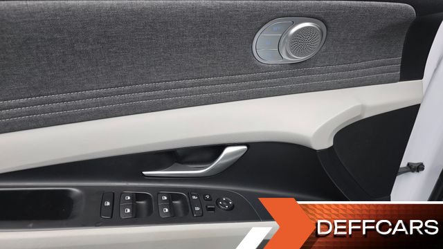 Hyundai AVANTE 1.6 Inspiration купить на сайте DeffCars