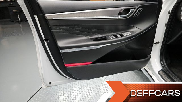 Hyundai GRANDEUR 2.5 Calligraphy купить на сайте DeffCars