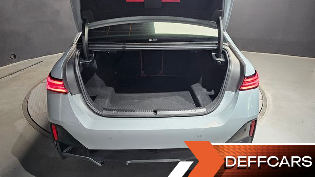 BMW 5-SERIES 530i xDrive M Sport купить на сайте DeffCars
