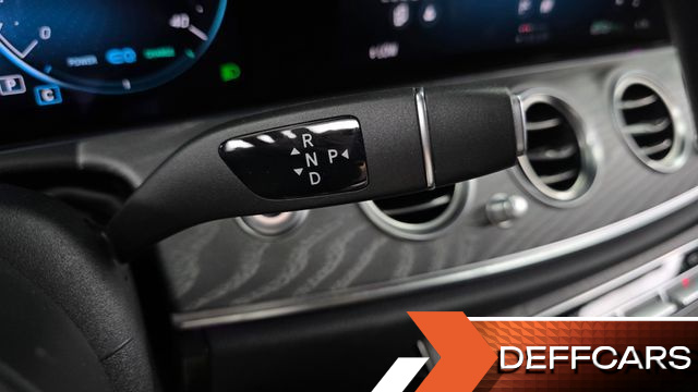 Mercedes E-CLASS E350 4MATIC AMG Line купить на сайте DeffCars