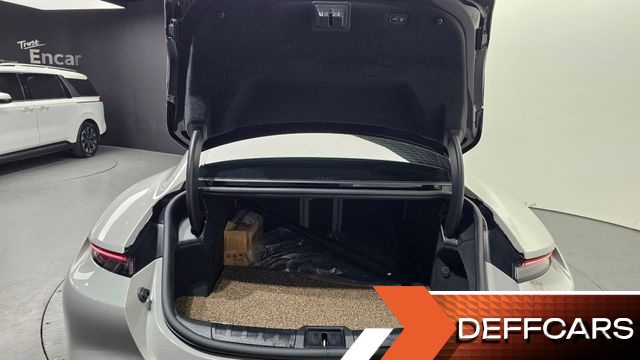 Porsche TAYCAN Base купить на сайте DeffCars