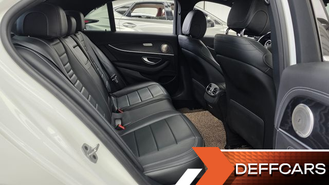 Mercedes E-CLASS E220d 4MATIC AMG Line купить на сайте DeffCars