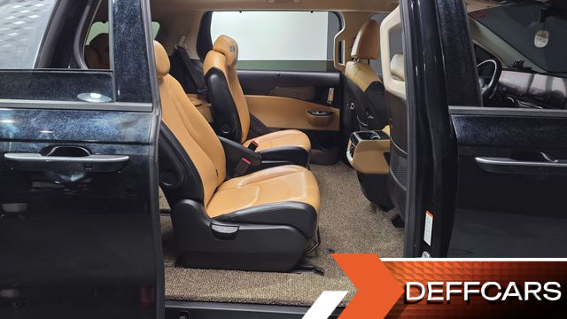 Kia CARNIVAL 9-Seater Noblesse купить на сайте DeffCars