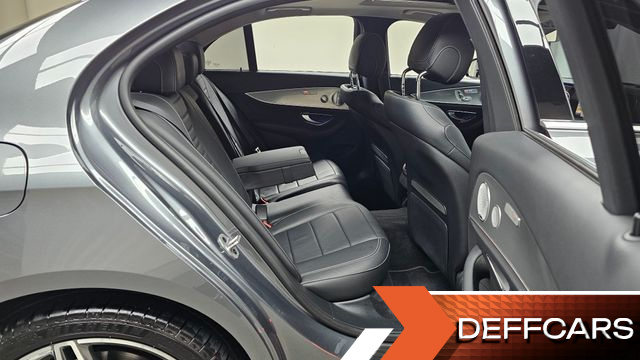 Mercedes E-CLASS E300 4MATIC AMG Line купить на сайте DeffCars