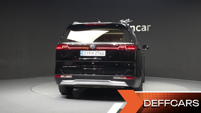 Kia CARNIVAL 9-Seater Signature купить на сайте DeffCars