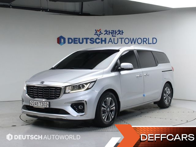 Kia CARNIVAL 9-Seater Luxury купить на сайте DeffCars