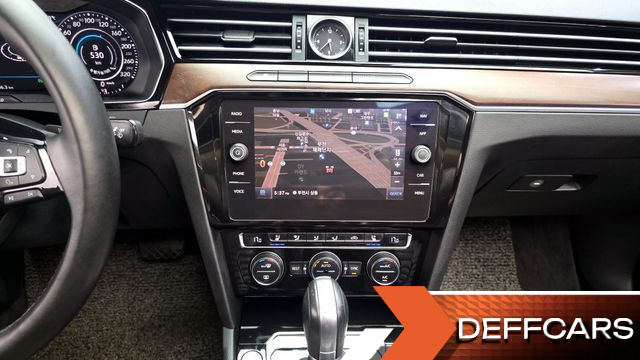 Volkswagen PASSAT 2.0 TDI 4Motion Prestige купить на сайте DeffCars