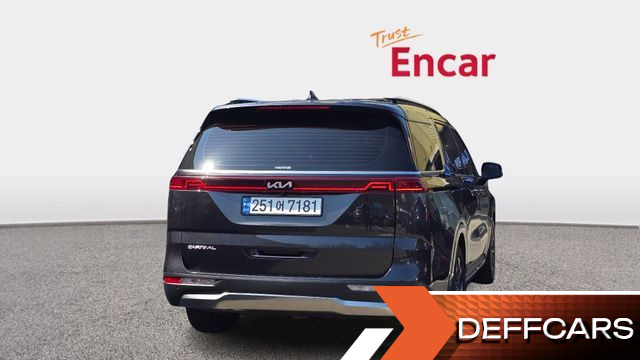 Kia CARNIVAL 9-Seater Noblesse купить на сайте DeffCars