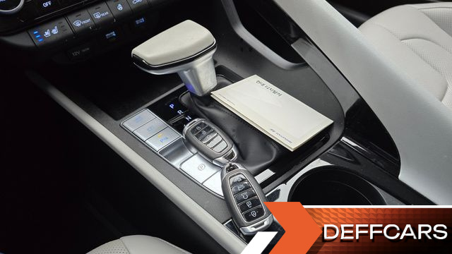 Hyundai AVANTE 1.6 Inspiration купить на сайте DeffCars
