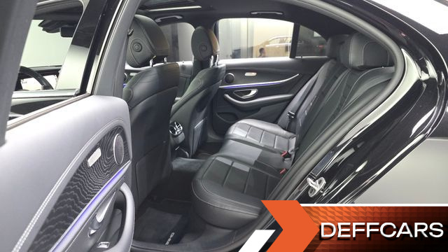 Mercedes E-CLASS E220d 4MATIC AMG Line купить на сайте DeffCars