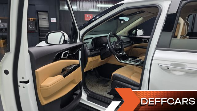 Kia CARNIVAL 9-Seater Noblesse купить на сайте DeffCars