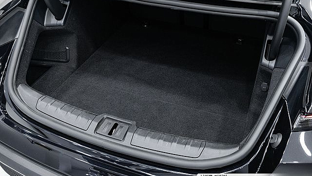 Porsche TAYCAN Base купить на сайте DeffCars