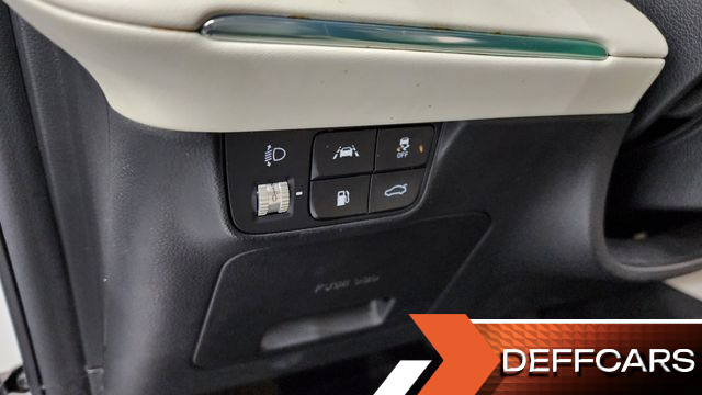 Hyundai GRANDEUR 2.5 Le Blanc купить на сайте DeffCars