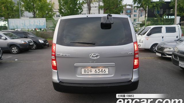 Hyundai STAREX Van 3-Seater Style купить на сайте DeffCars