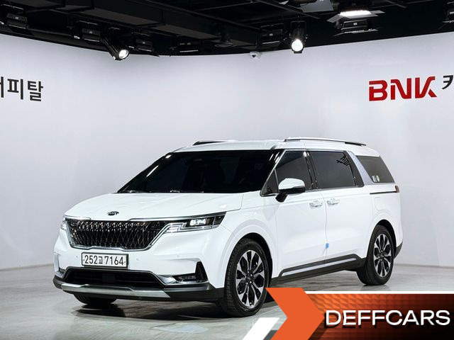 Kia CARNIVAL 9-Seater Noblesse купить на сайте DeffCars