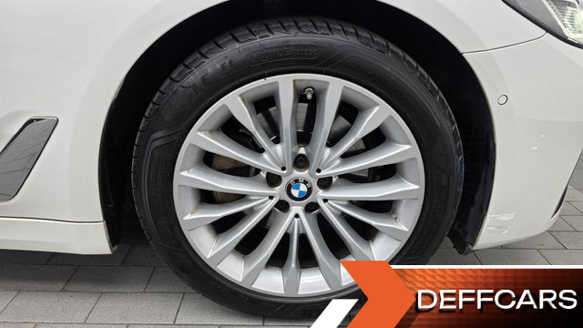 BMW 5-SERIES 520i Luxury купить на сайте DeffCars