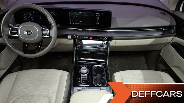 Kia CARNIVAL 9-Seater Signature купить на сайте DeffCars