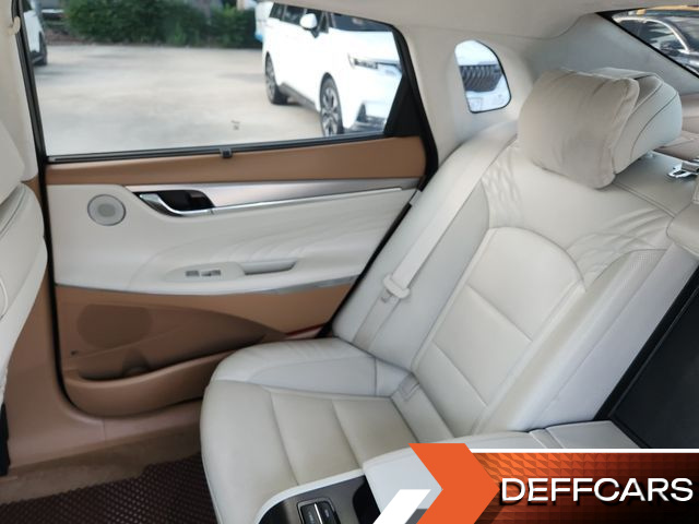 Hyundai GRANDEUR 3.3 Calligraphy купить на сайте DeffCars