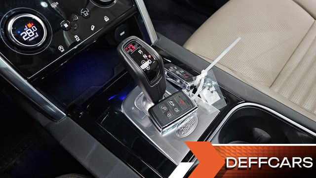 Land Rover DISCOVERY SPORT D180 SE купить на сайте DeffCars