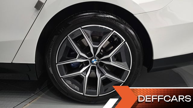BMW 5-SERIES 520i M Sport купить на сайте DeffCars