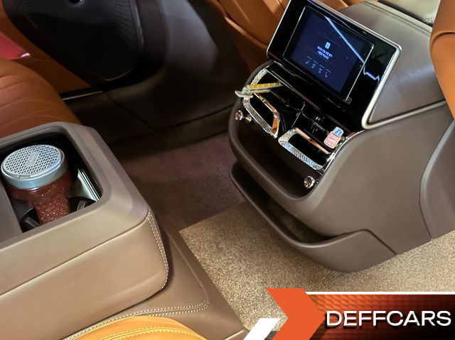 Bentley FLYING SPUR 4.0 купить на сайте DeffCars