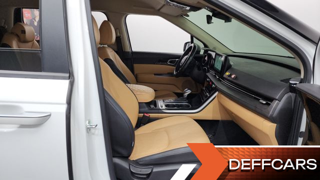 Kia CARNIVAL 9-Seater Prestige купить на сайте DeffCars
