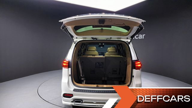 Kia CARNIVAL Gasoline 7-Seater Limousine President купить на сайте DeffCars