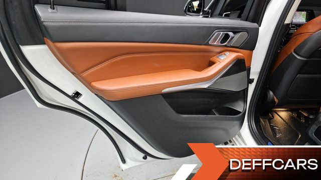BMW X7 xDrive 40i Design Pure Excellence 6-Seater купить на сайте DeffCars
