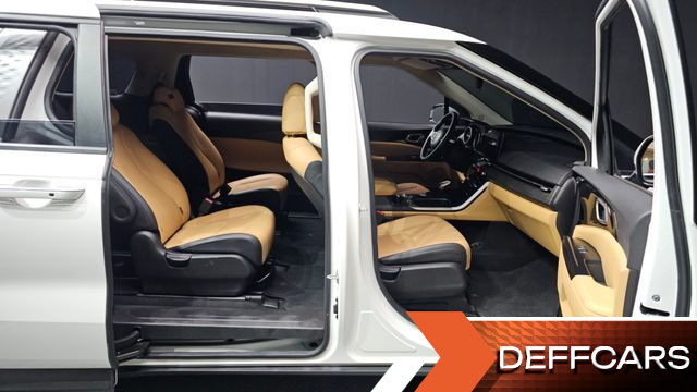 Kia CARNIVAL 9-Seater Prestige купить на сайте DeffCars