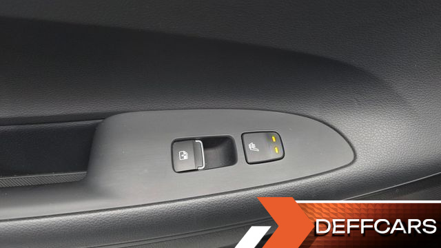 Hyundai GRANDEUR 2.5 Premium Choice купить на сайте DeffCars