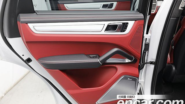 Porsche CAYENNE 4.0 Turbo GT Coupe купить на сайте DeffCars