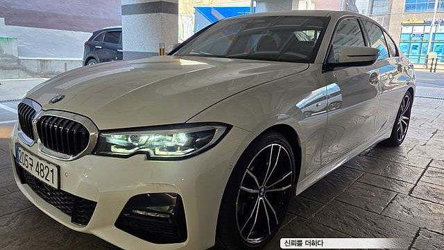 BMW 3-SERIES 320i M Sport купить на сайте DeffCars