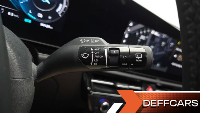 Kia NIRO Signature купить на сайте DeffCars