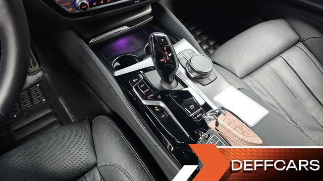 BMW 5-SERIES 520i M Sport купить на сайте DeffCars