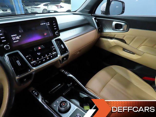 Kia SORENTO Gasoline 2.5T 2WD Noblesse купить на сайте DeffCars