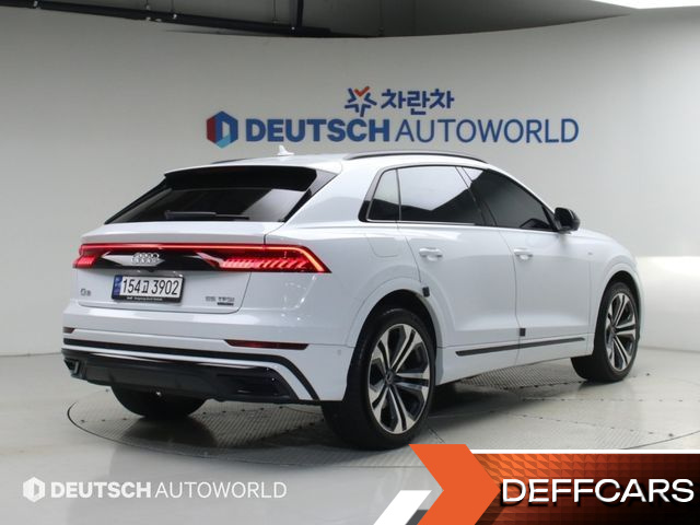 Audi Q8 55 TFSI Quattro Premium купить на сайте DeffCars