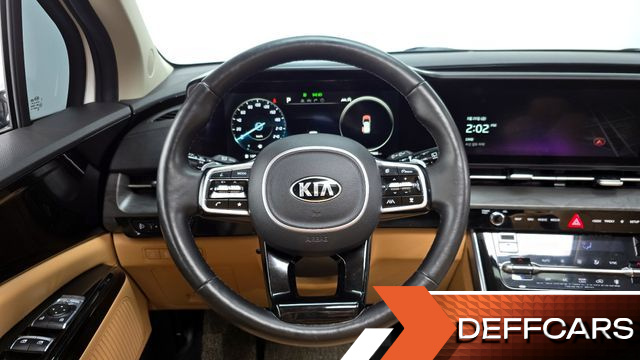 Kia CARNIVAL 9-Seater Noblesse купить на сайте DeffCars