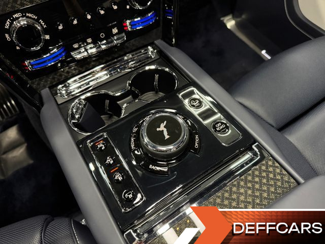 Rolls-Royce CULLINAN 6.7 V12 Black Badge купить на сайте DeffCars