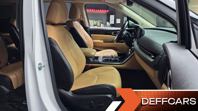 Kia CARNIVAL 9-Seater Noblesse купить на сайте DeffCars