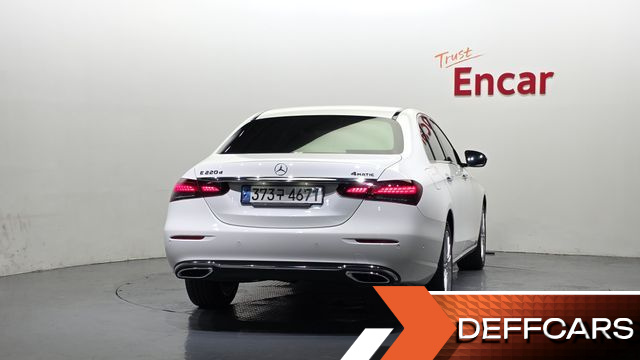 Mercedes E-CLASS E220d 4MATIC Exclusive купить на сайте DeffCars
