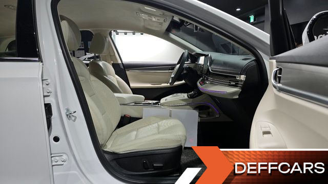 Hyundai GRANDEUR 2.5 Le Blanc купить на сайте DeffCars
